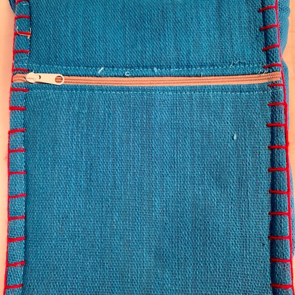 NEW ITEM: Blue Elephant Shoulder Bag. - Picture 7 of 8